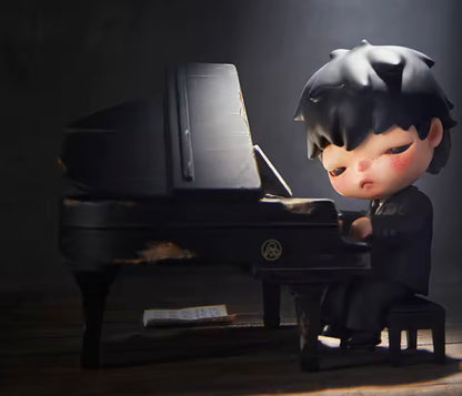 Hirono The Pianist Figure