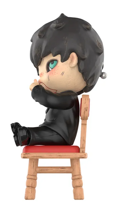Hirono × Dead Silence Figure